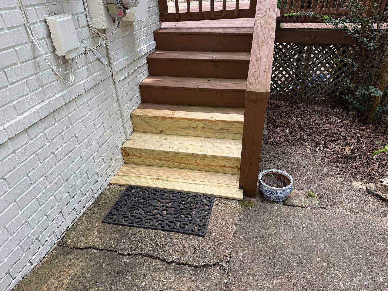 Completed exterior entry step replacement in Chattanooga, TN